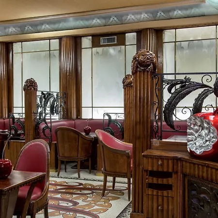 Bleues Provinces Opera Hotel