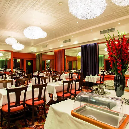 Bleues Provinces Opera Hotel