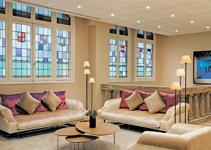 Bleues Provinces Opera Hotel Parijs