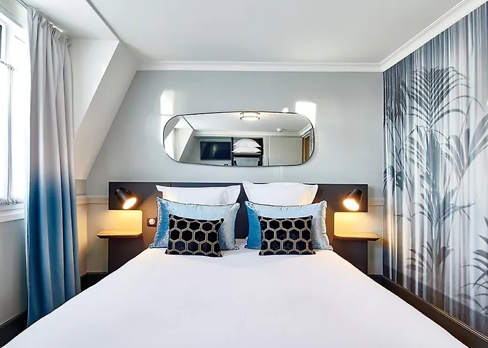 Hotel Bleues Provinces Opera Parijs