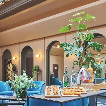 Bleues Provinces Opera Hotel Paris