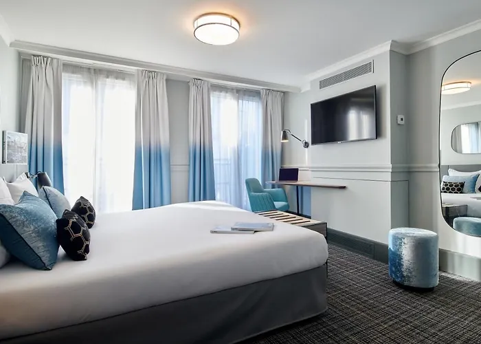 Bleues Provinces Opera 3*