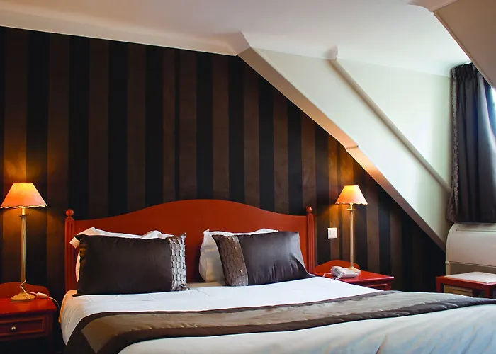 Bleues Provinces Opera 3*