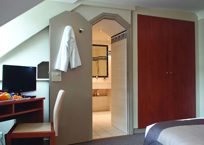 Bleues Provinces Opera 3* פריז