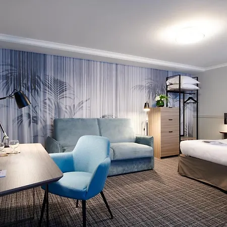 Bleues Provinces Opera Hotel